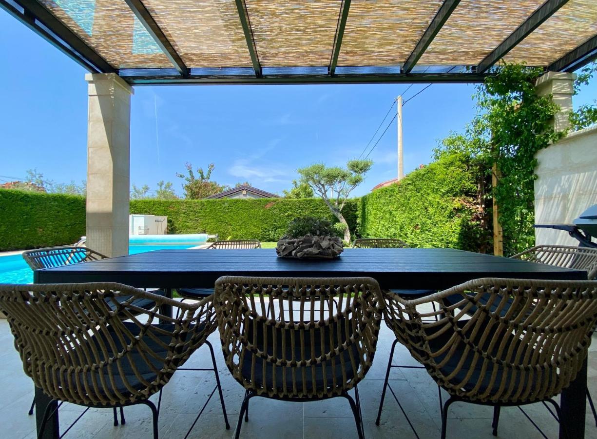 Villa Divina With Private Heated Pool Pula Exteriér fotografie