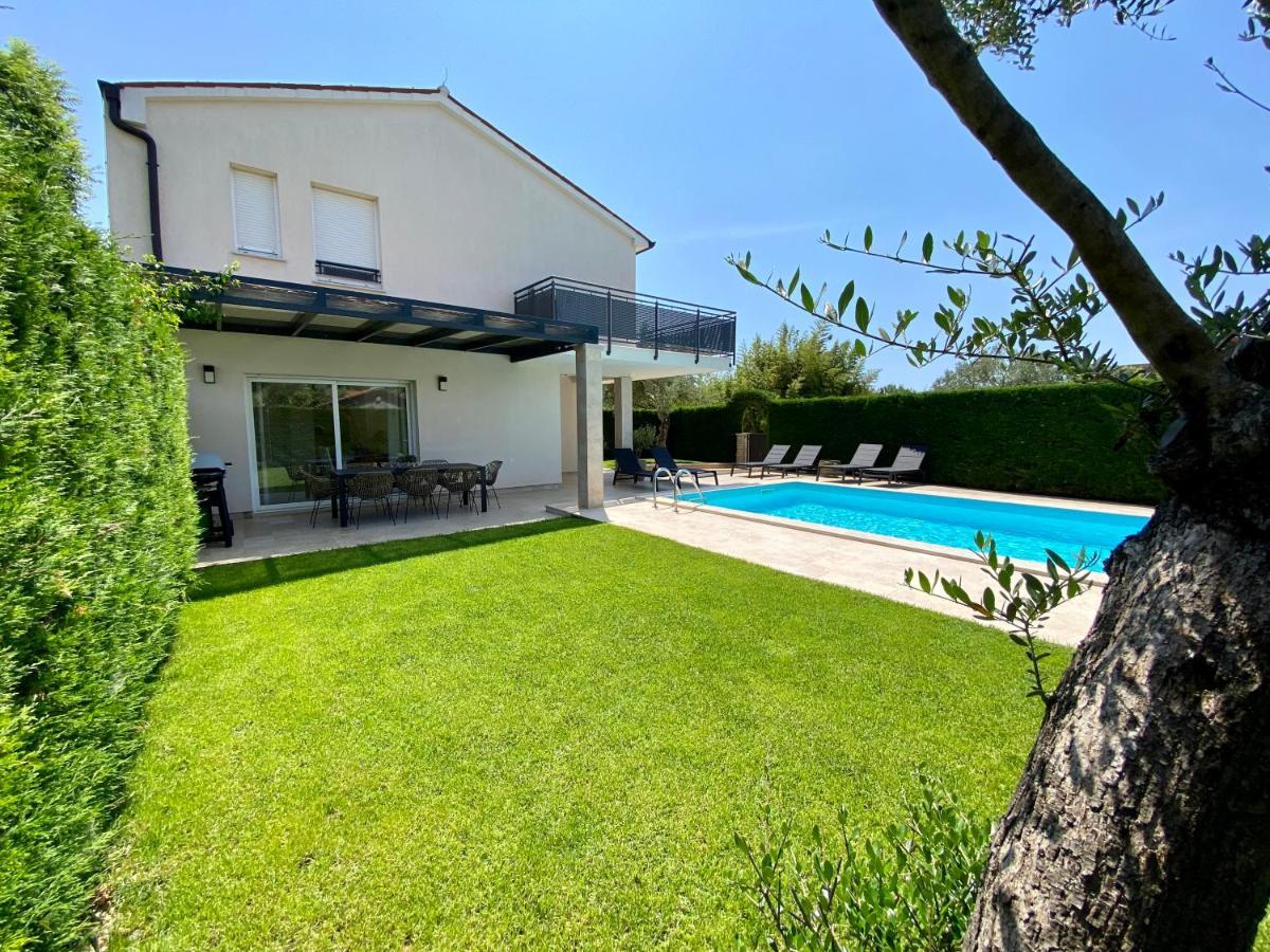 Villa Divina With Private Heated Pool Pula Exteriér fotografie